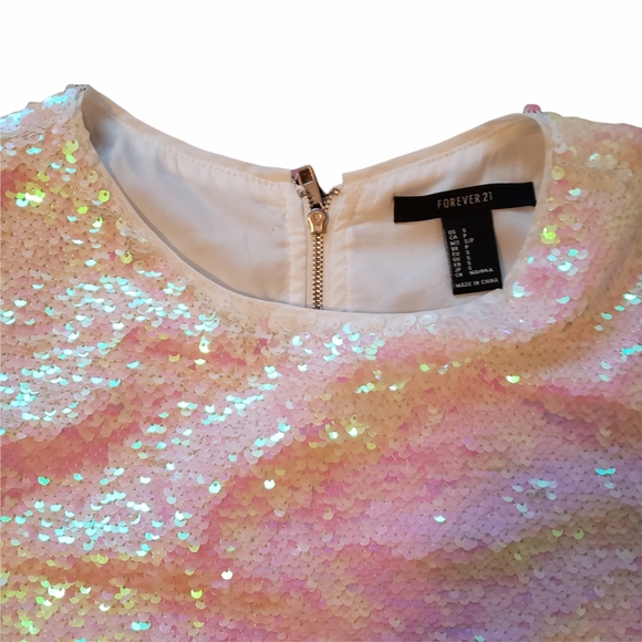 H&M White Sequence Top. Size US S - Picture 4 of 4